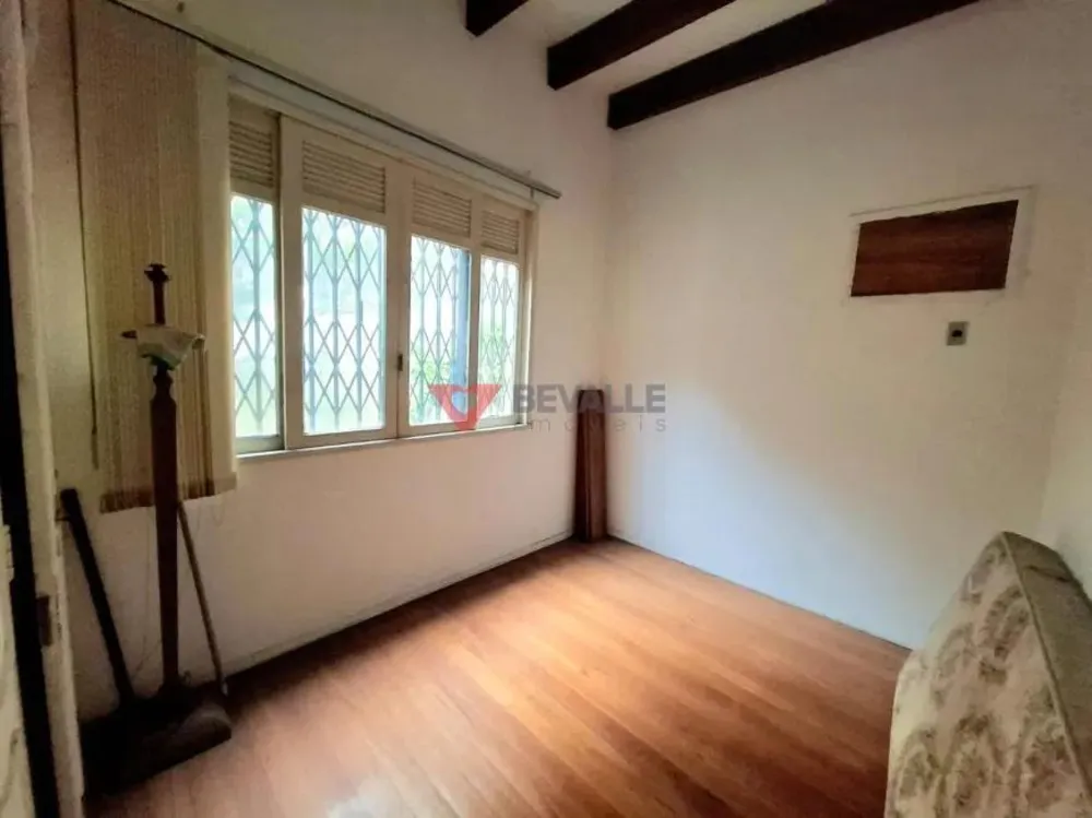Casa, 6 quartos, 238 m² - Foto 8