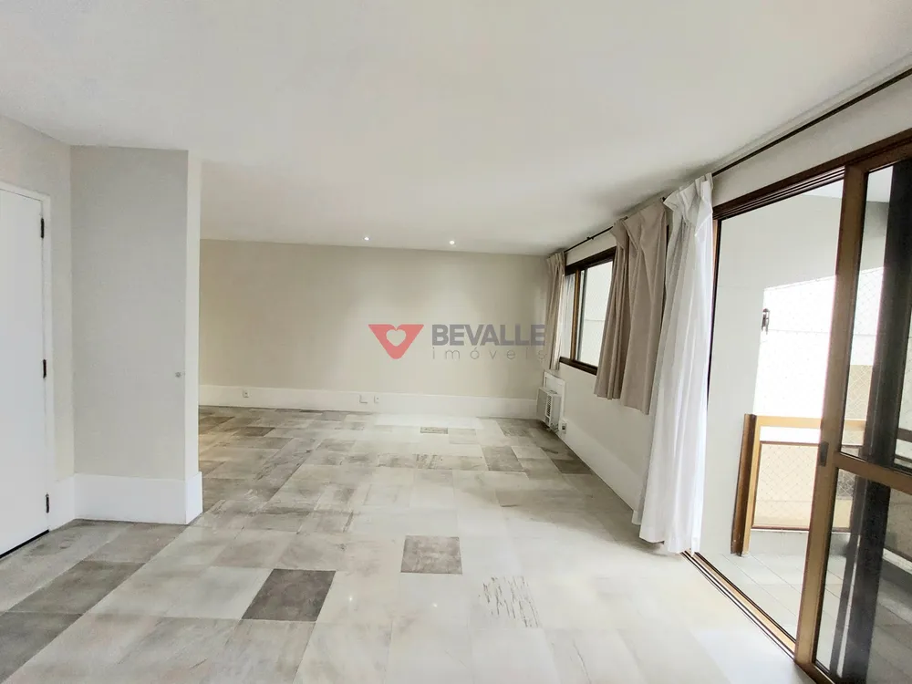 Apartamento, 3 quartos, 130 m² - Foto 3