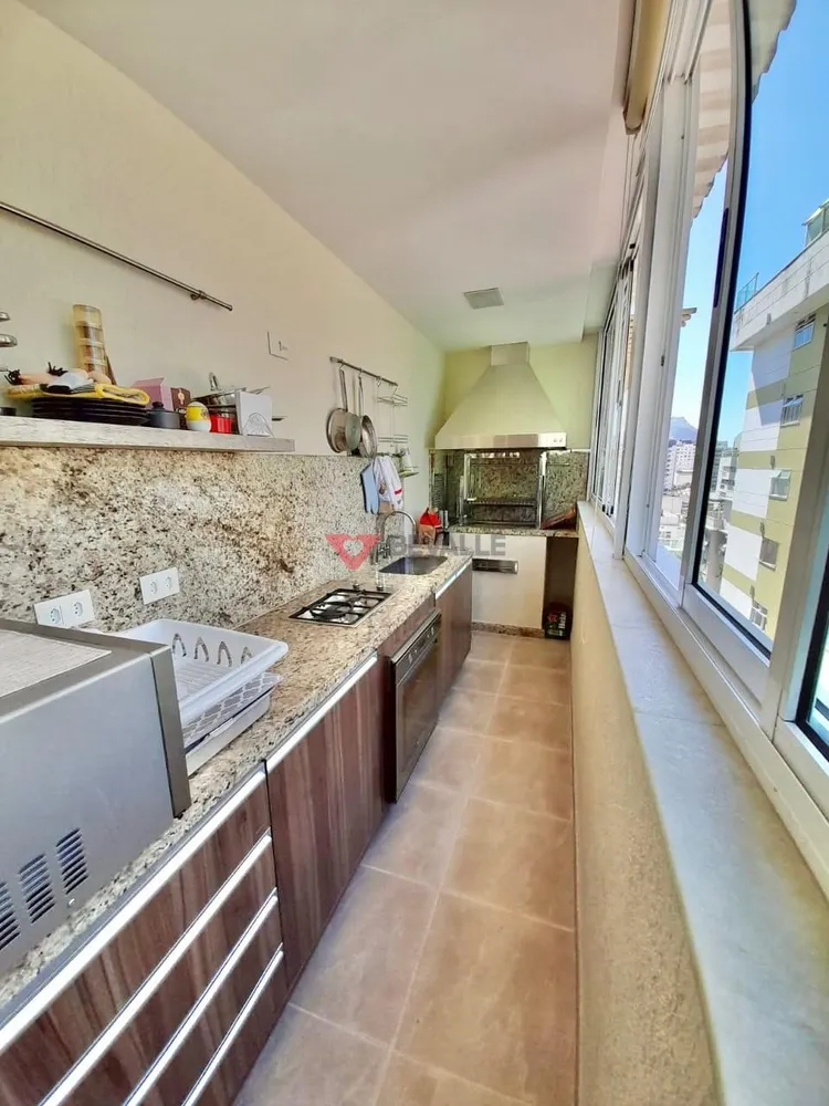 Cobertura, 3 quartos, 174 m² - Foto 4