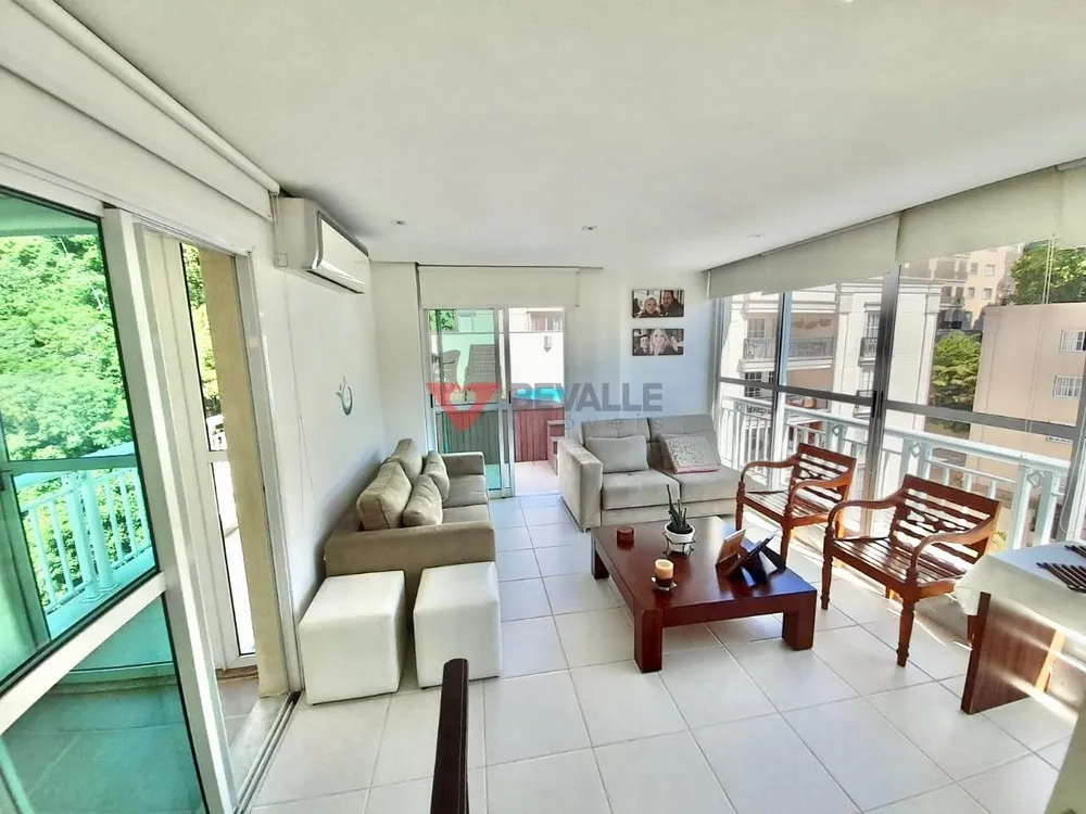 Cobertura, 3 quartos, 174 m² - Foto 2
