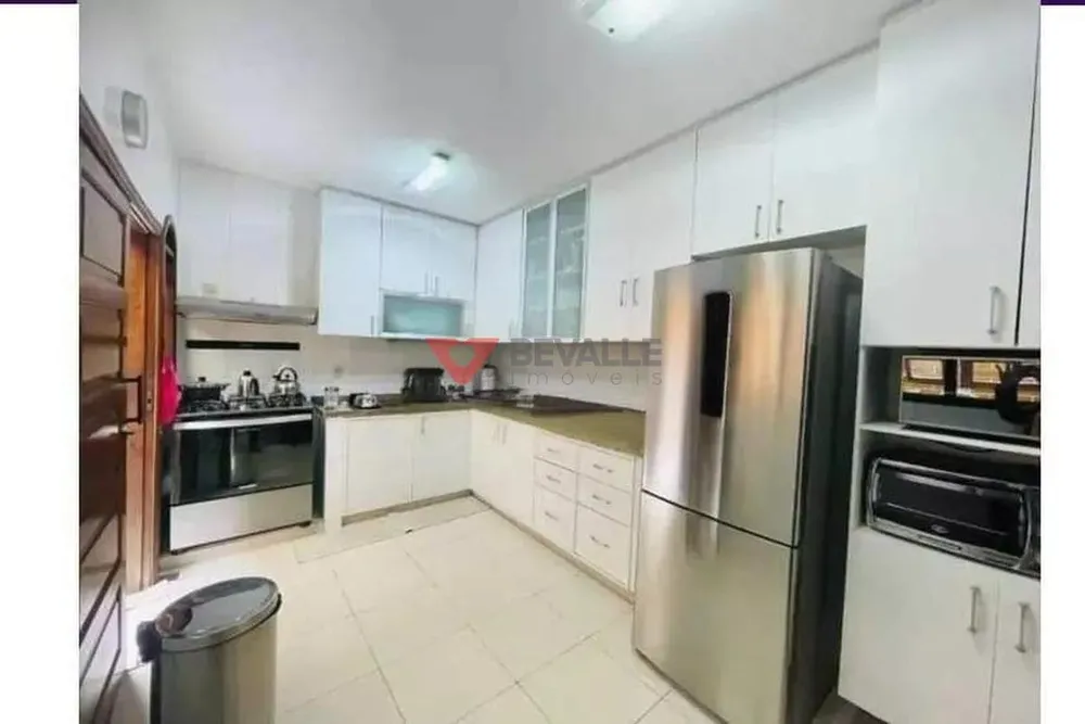 Casa, 3 quartos, 266 m² - Foto 16