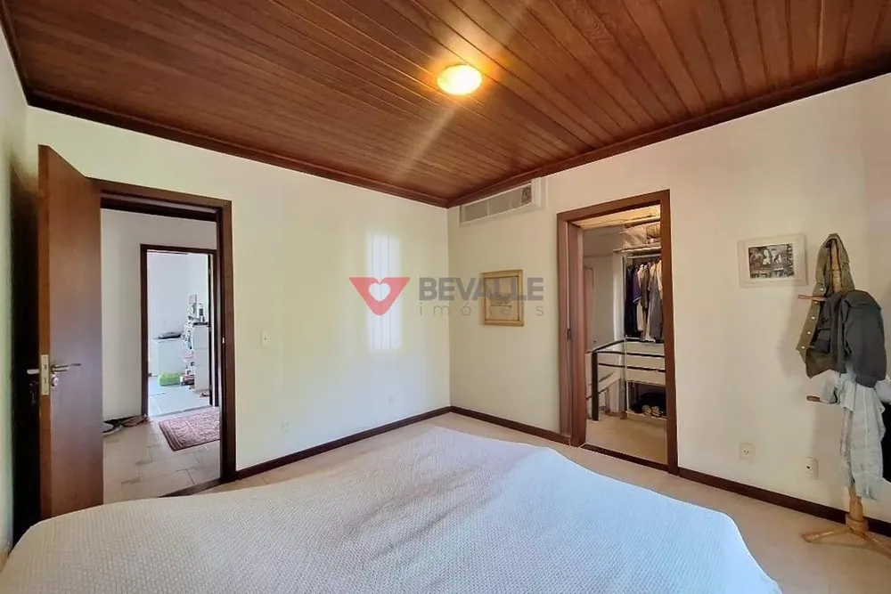 Casa, 6 quartos, 224 m² - Foto 6