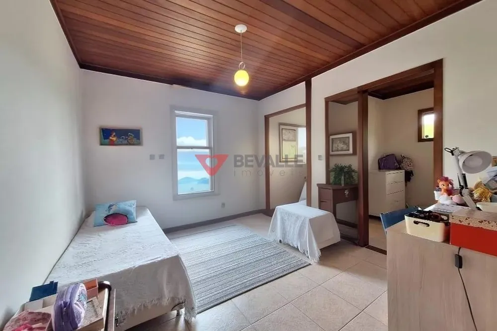 Casa, 6 quartos, 224 m² - Foto 14