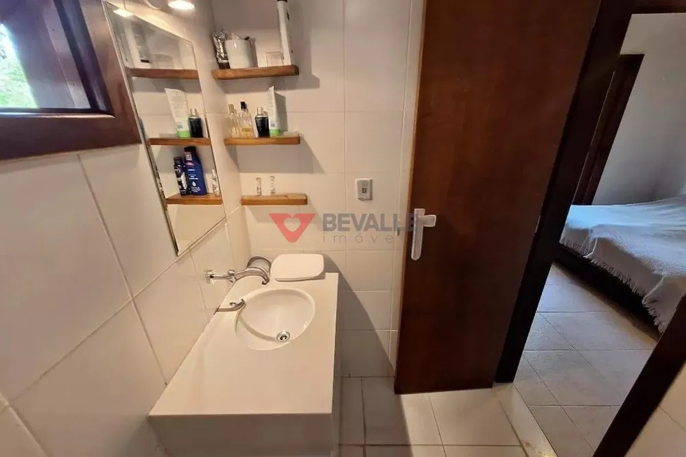 Casa, 6 quartos, 224 m² - Foto 11