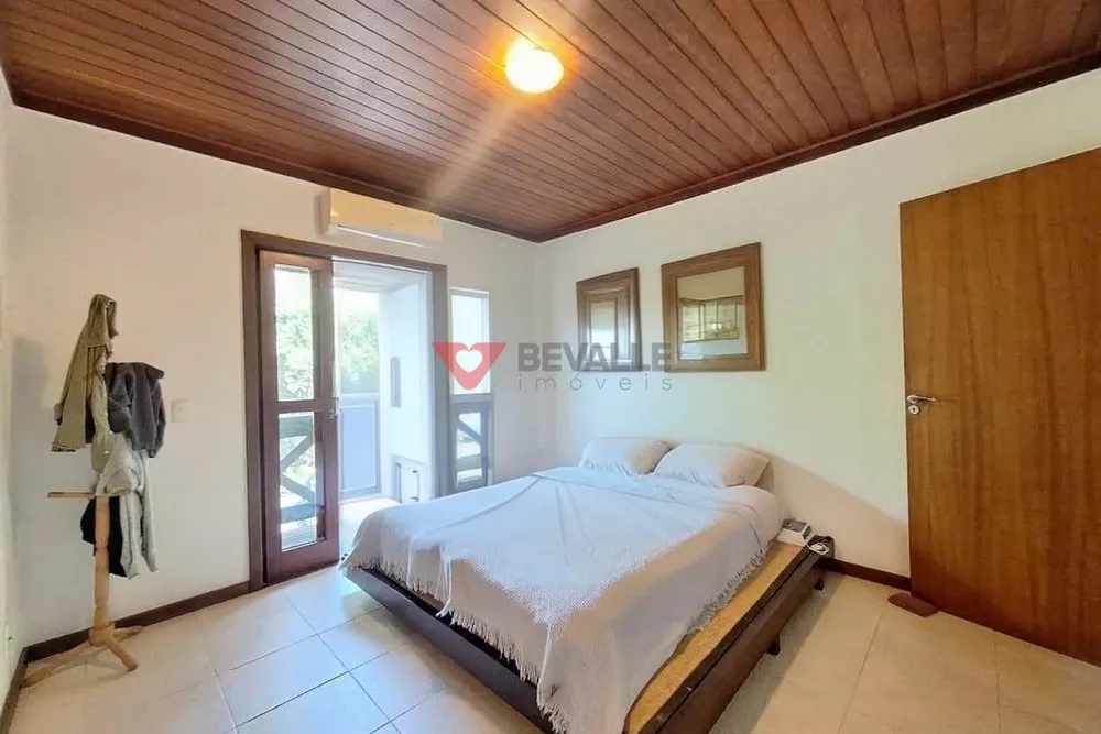 Casa, 6 quartos, 224 m² - Foto 10