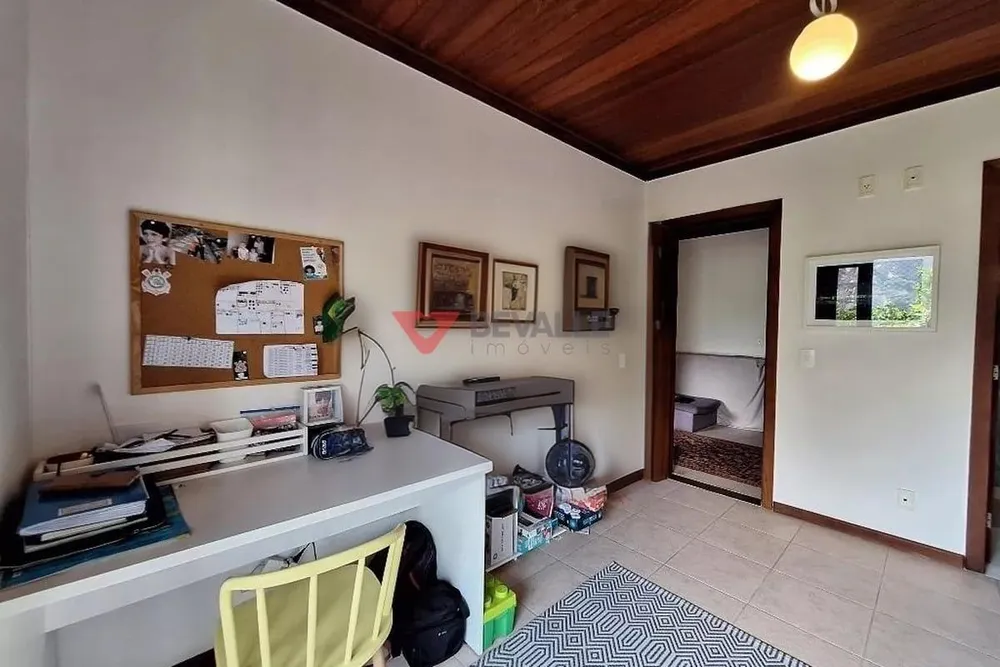 Casa, 6 quartos, 224 m² - Foto 20