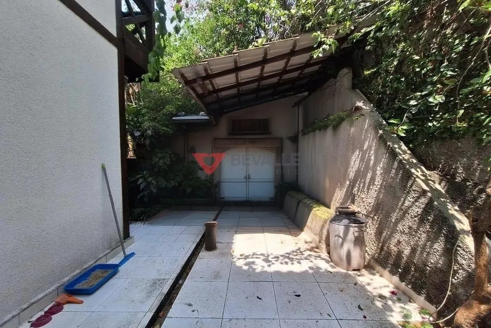 Casa, 6 quartos, 224 m² - Foto 49