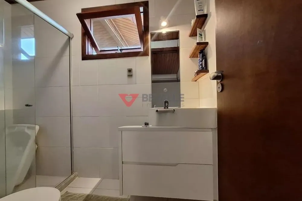 Casa, 6 quartos, 224 m² - Foto 37