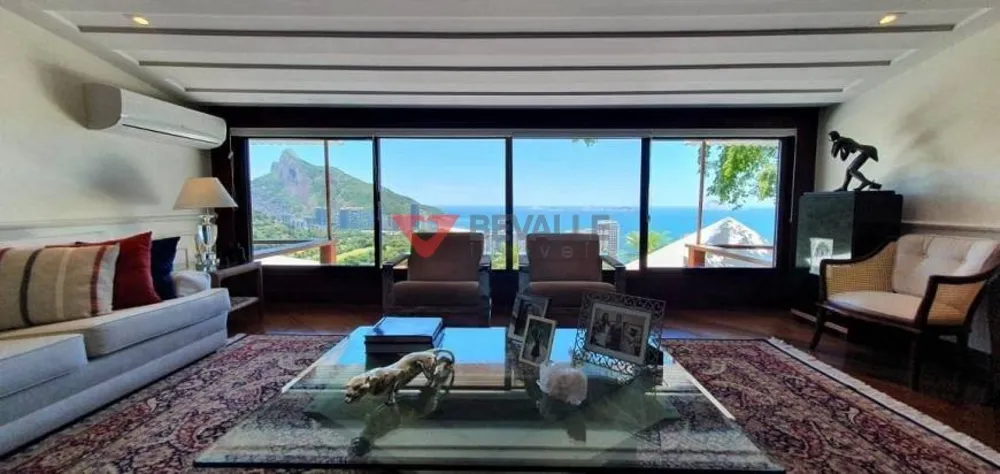 Casa, 5 quartos, 1723 m² - Foto 1