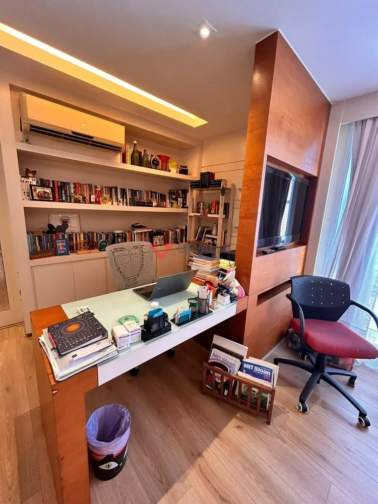 Apartamento, 4 quartos, 220 m² - Foto 52