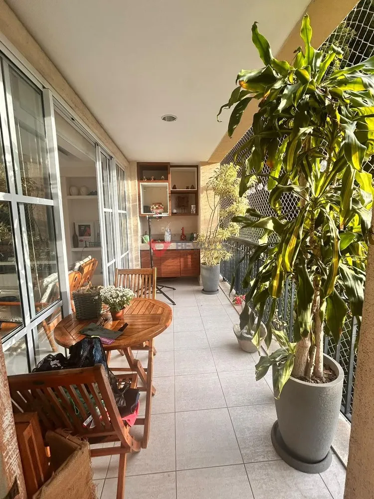 Apartamento, 4 quartos, 220 m² - Foto 5