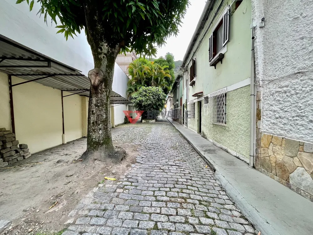 Casa, 5 quartos, 173 m² - Foto 2