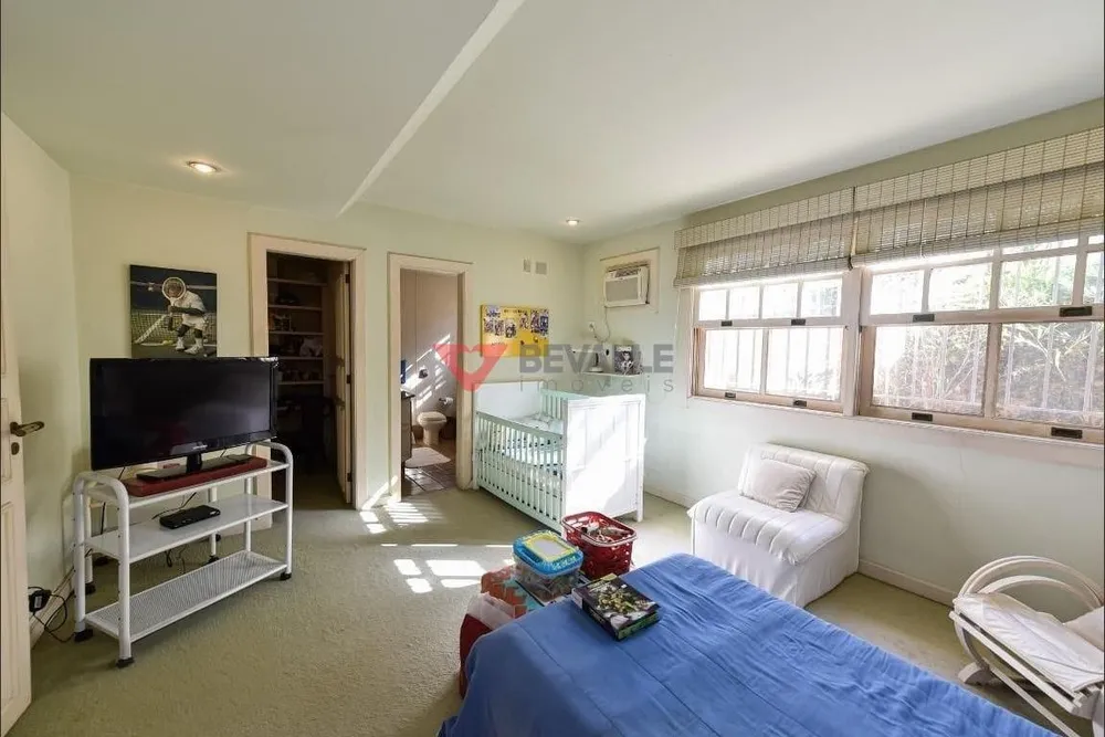Casa, 4 quartos, 700 m² - Foto 31