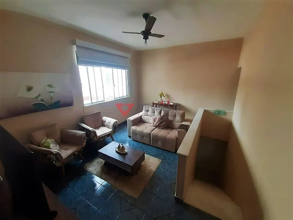 Casa, 5 quartos, 240 m² - Foto 9