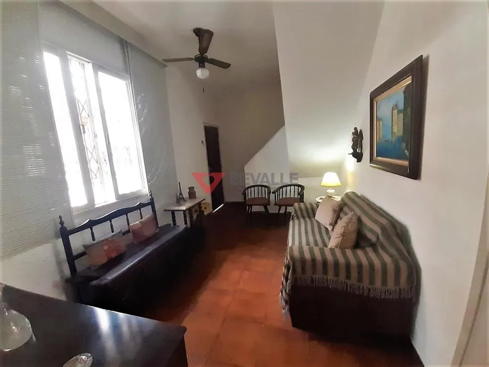 Casa, 5 quartos, 240 m² - Foto 1