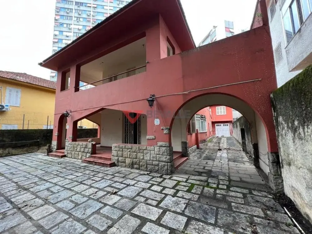 Casa, 7 quartos, 350 m² - Foto 1