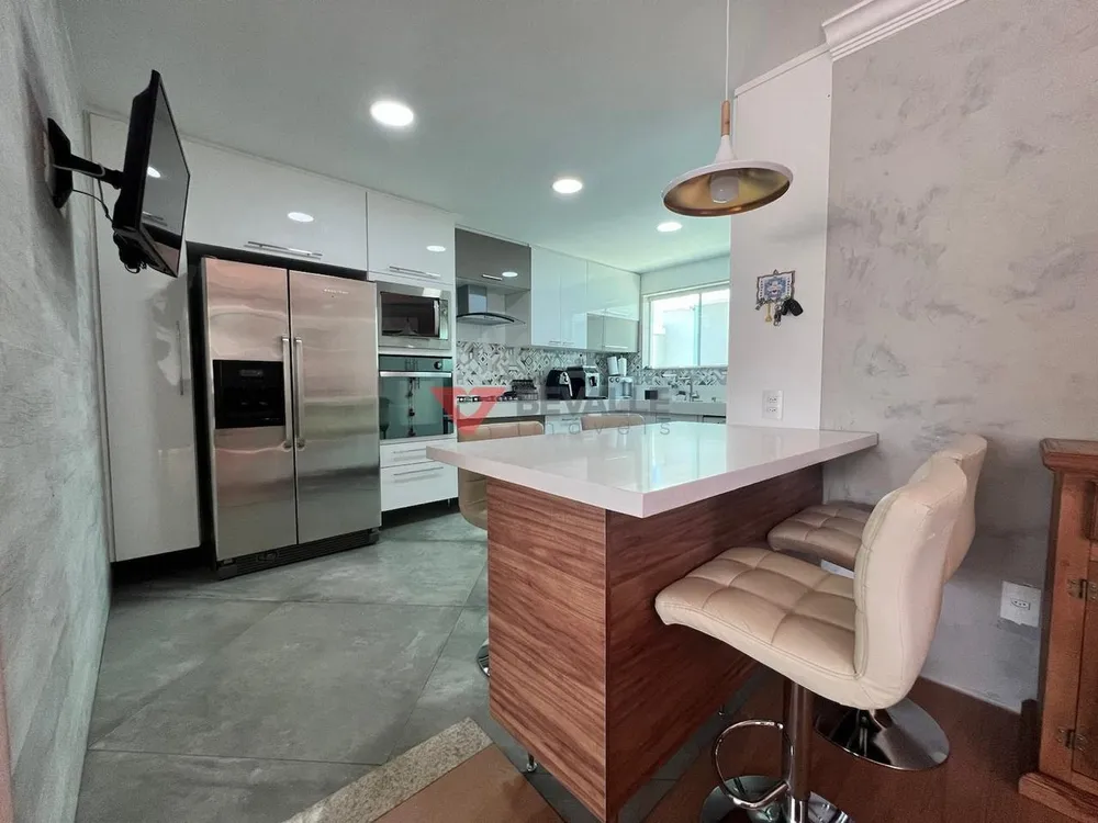 Casa, 4 quartos, 356 m² - Foto 44