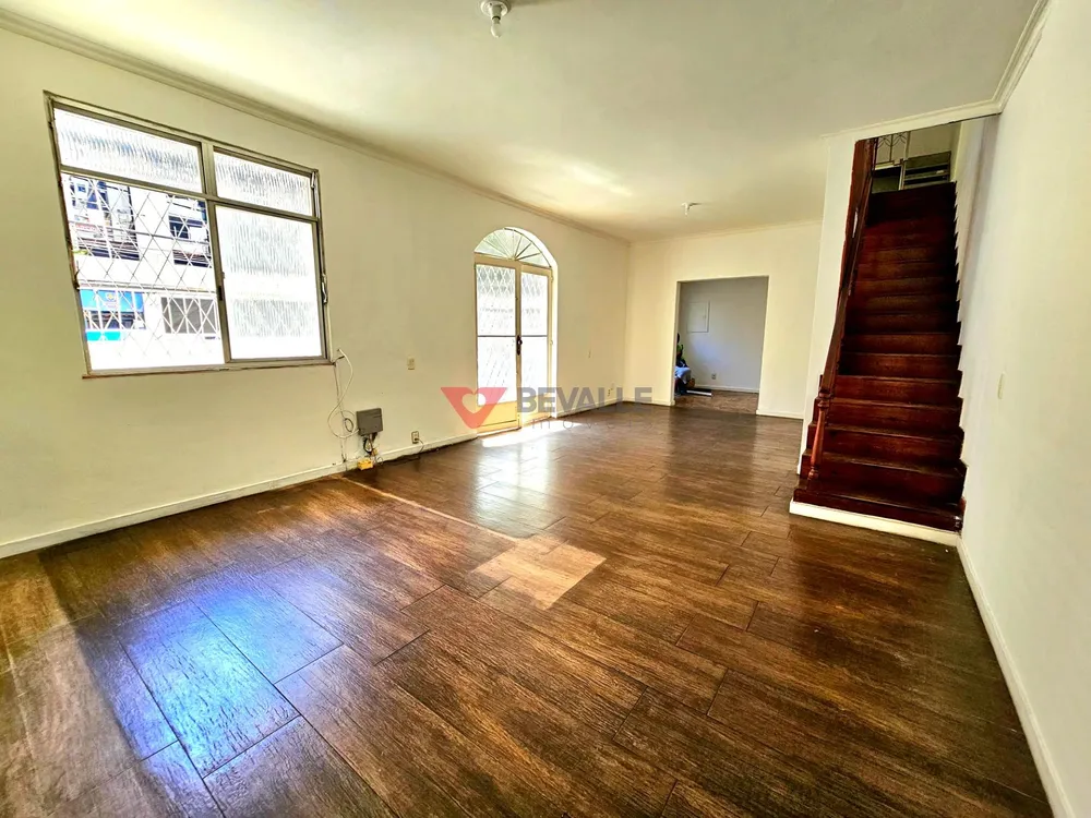 Casa, 7 quartos, 277 m² - Foto 8