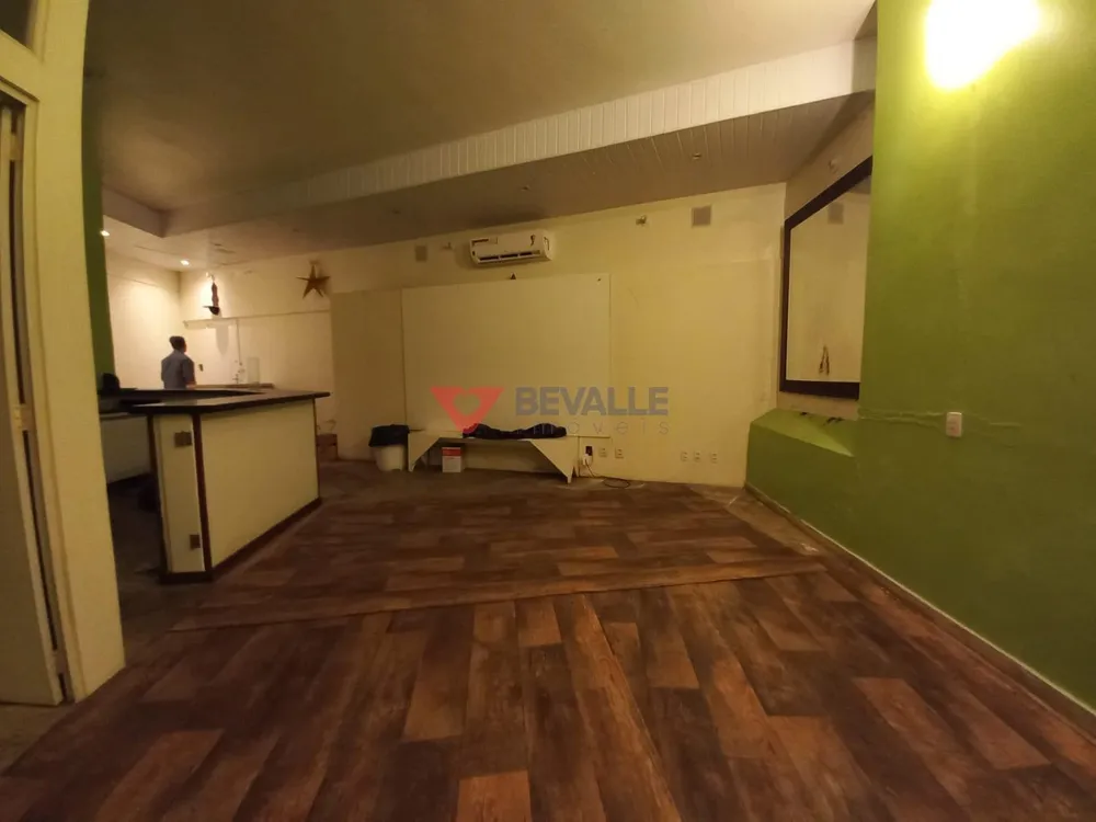 Casa, 3 quartos, 320 m² - Foto 29
