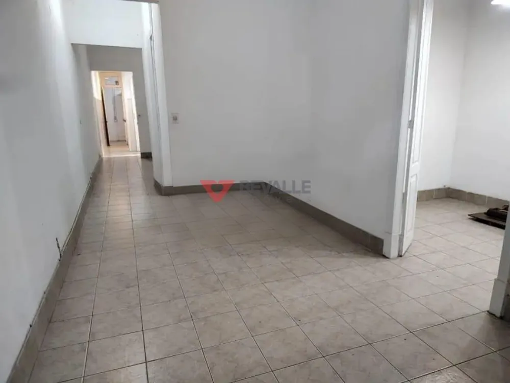 Casa, 5 quartos, 136 m² - Foto 1