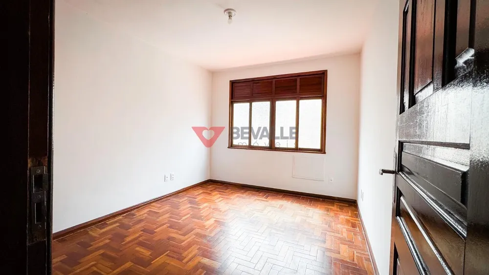 Casa, 3 quartos, 252 m² - Foto 3