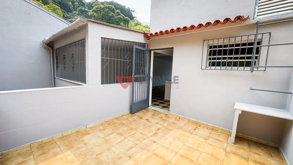 Casa, 3 quartos, 252 m² - Foto 15