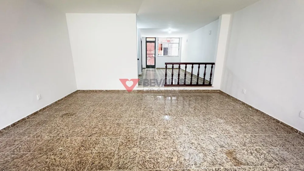 Casa, 3 quartos, 252 m² - Foto 2