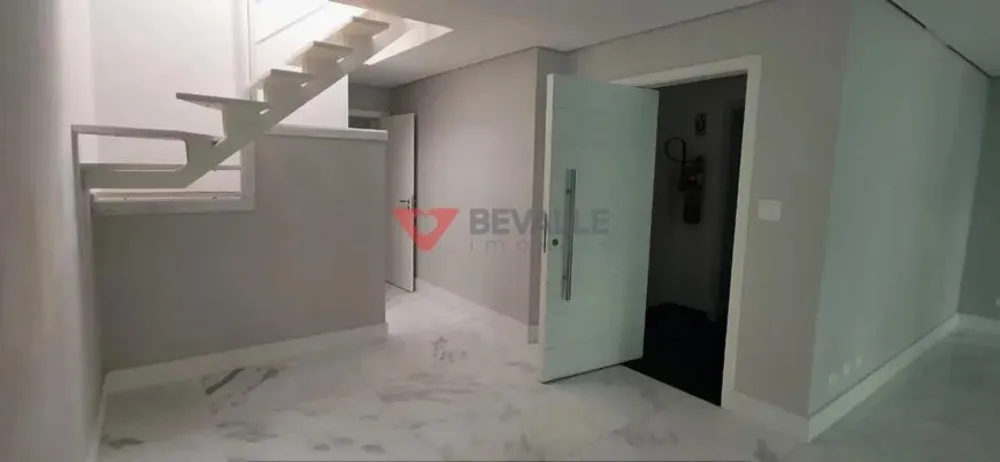 Cobertura, 3 quartos, 270 m² - Foto 2