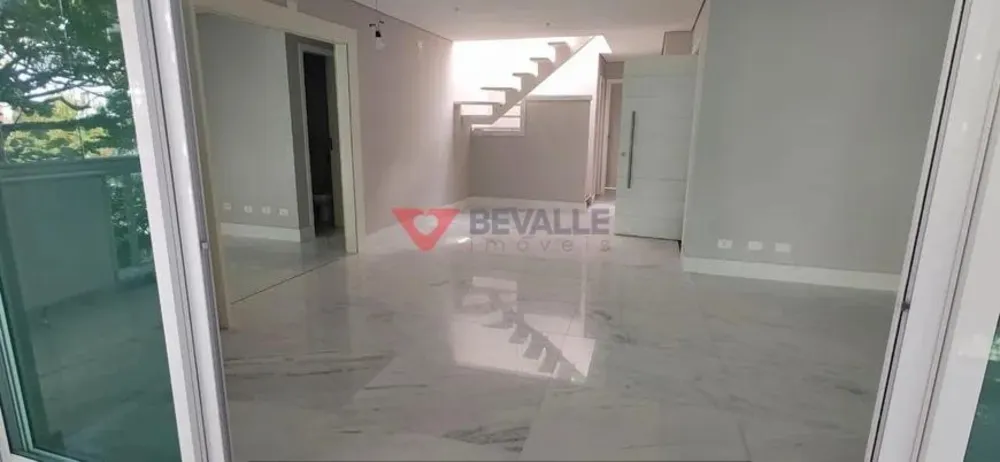 Cobertura, 3 quartos, 270 m² - Foto 2