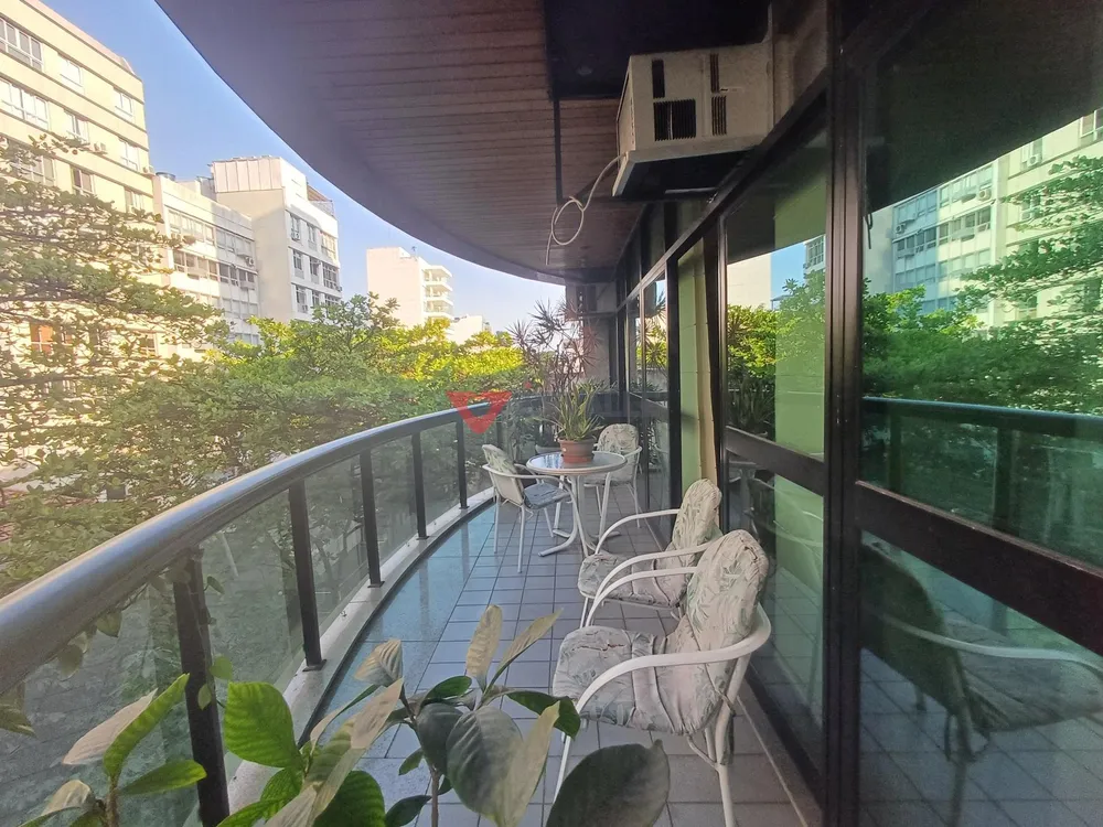Apartamento, 3 quartos, 150 m² - Foto 2