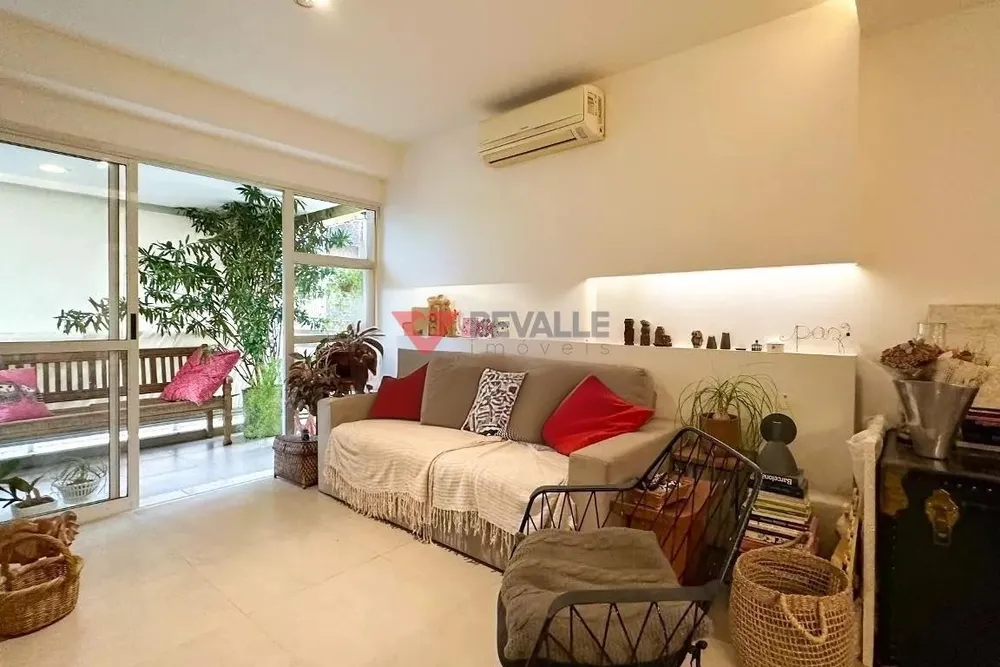 Apartamento, 3 quartos, 110 m² - Foto 1