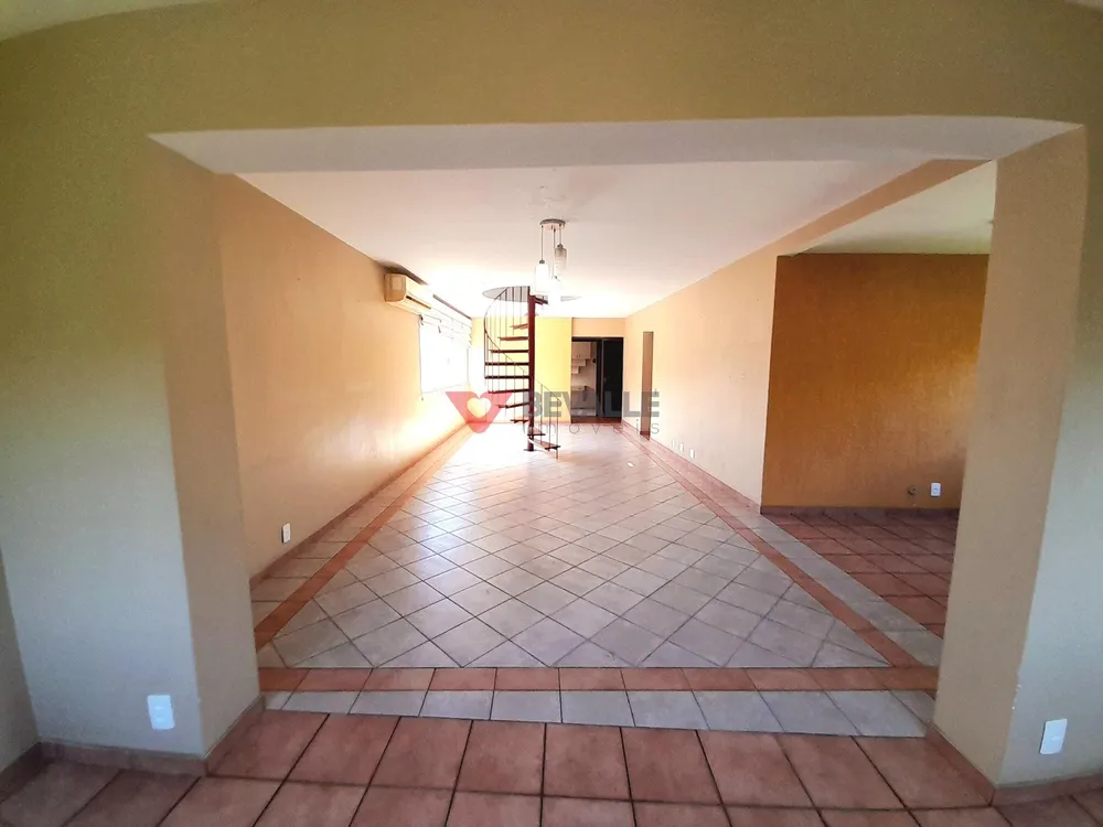 Cobertura, 3 quartos, 268 m² - Foto 1