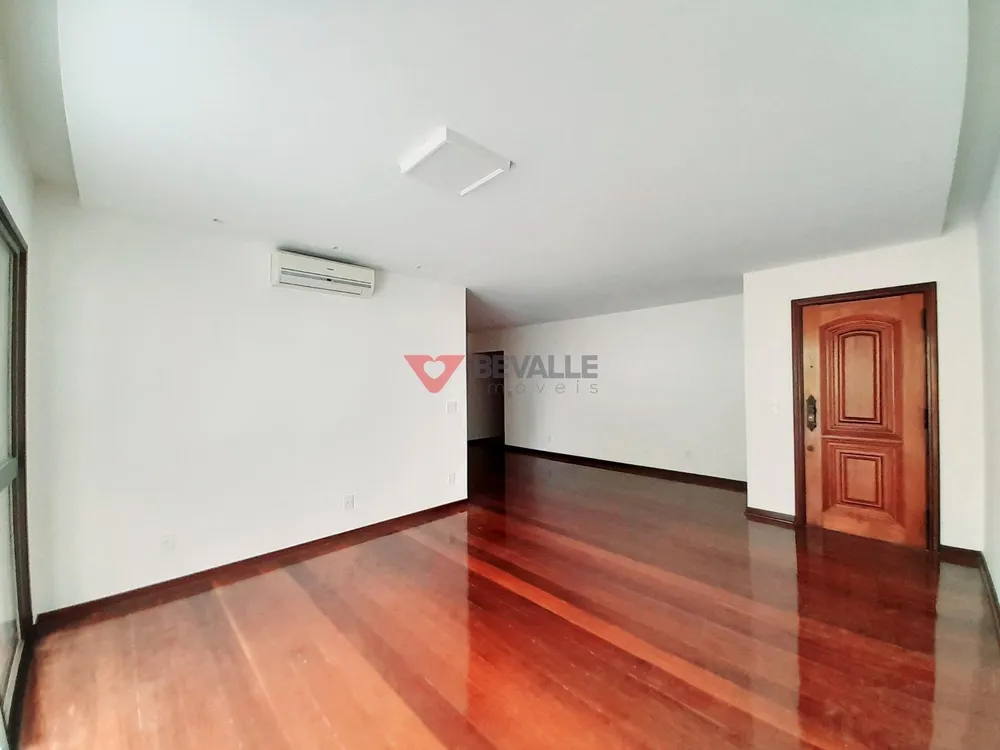Apartamento, 3 quartos, 150 m² - Foto 1