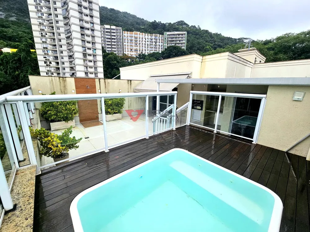 Cobertura, 3 quartos, 200 m² - Foto 2