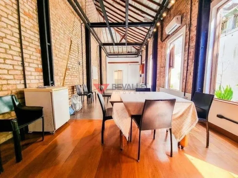 Casa, 2 quartos, 221 m² - Foto 2