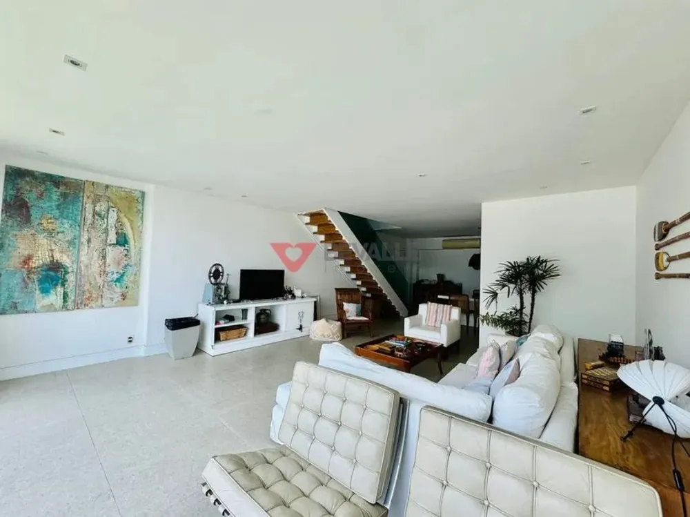 Cobertura, 3 quartos, 220 m² - Foto 6