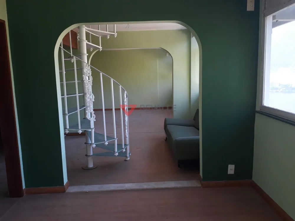 Cobertura, 3 quartos, 180 m² - Foto 4