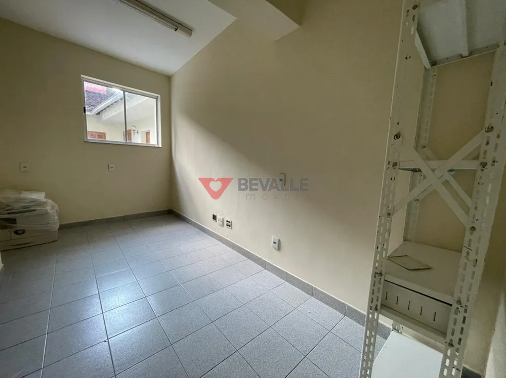 Casa, 5 quartos, 302 m² - Foto 4