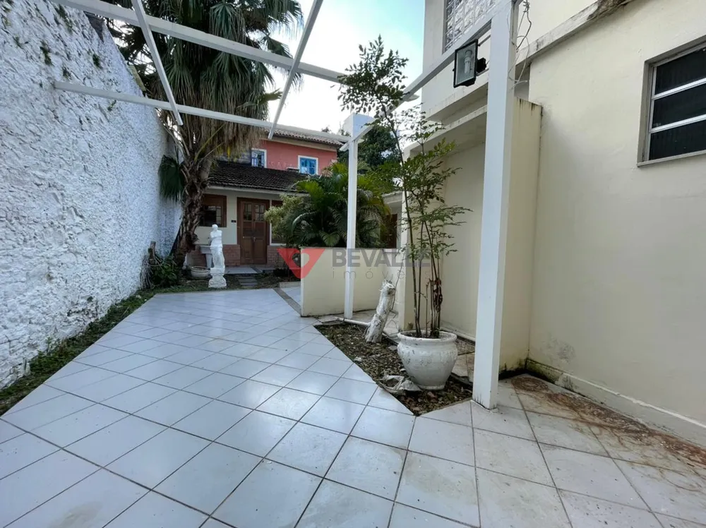 Casa, 5 quartos, 302 m² - Foto 4