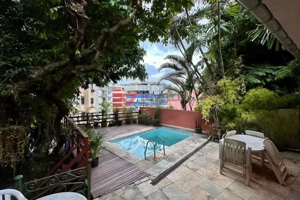 Casa, 3 quartos, 216 m² - Foto 4