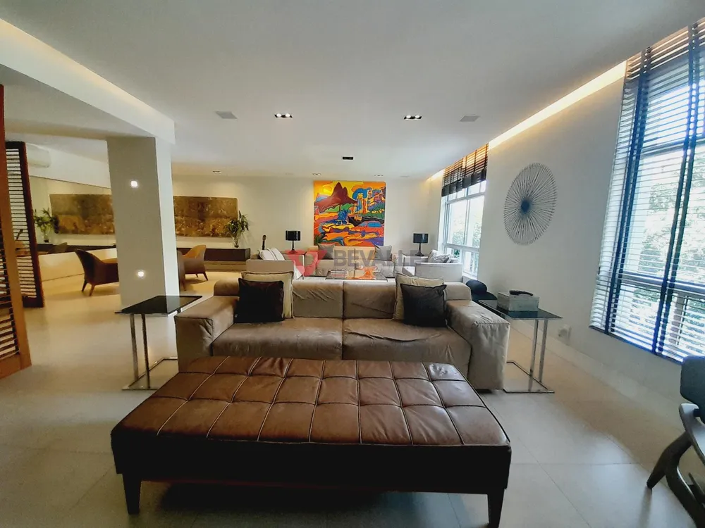 Apartamento, 3 quartos, 202 m² - Foto 1