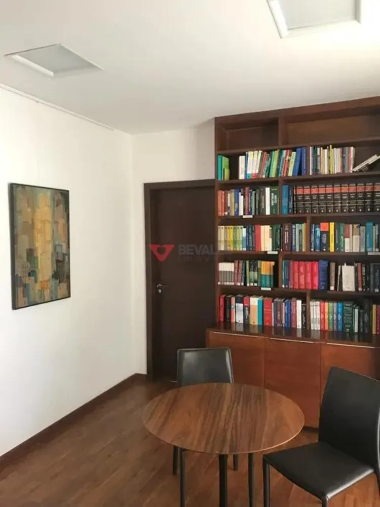 Casa, 7 quartos, 586 m² - Foto 35