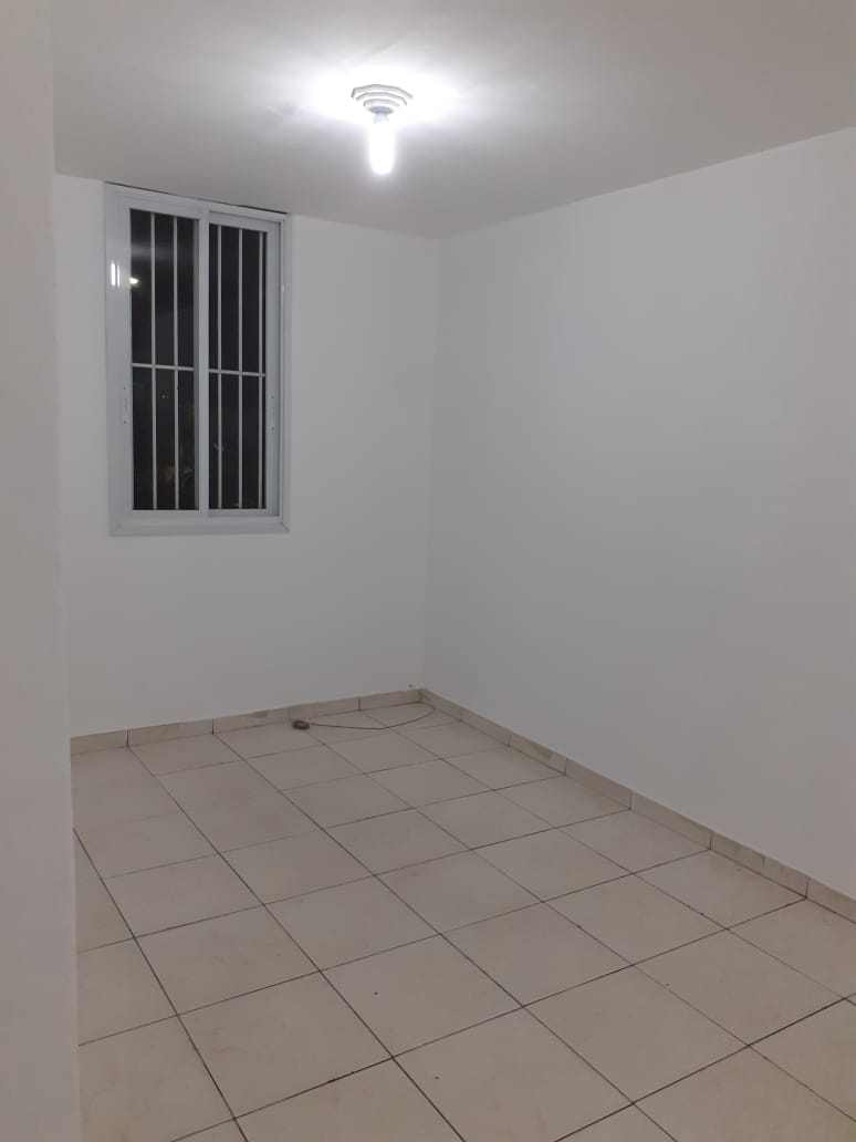 Apartamento à venda com 2 quartos, 51m² - Foto 3