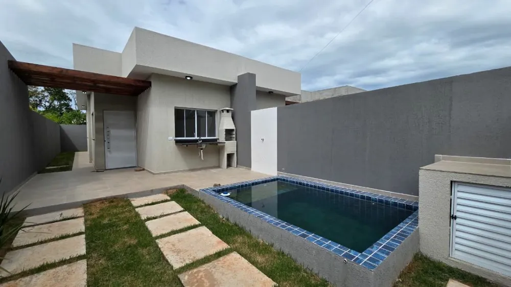 Casa, 2 quartos, 52 m² - Foto 1