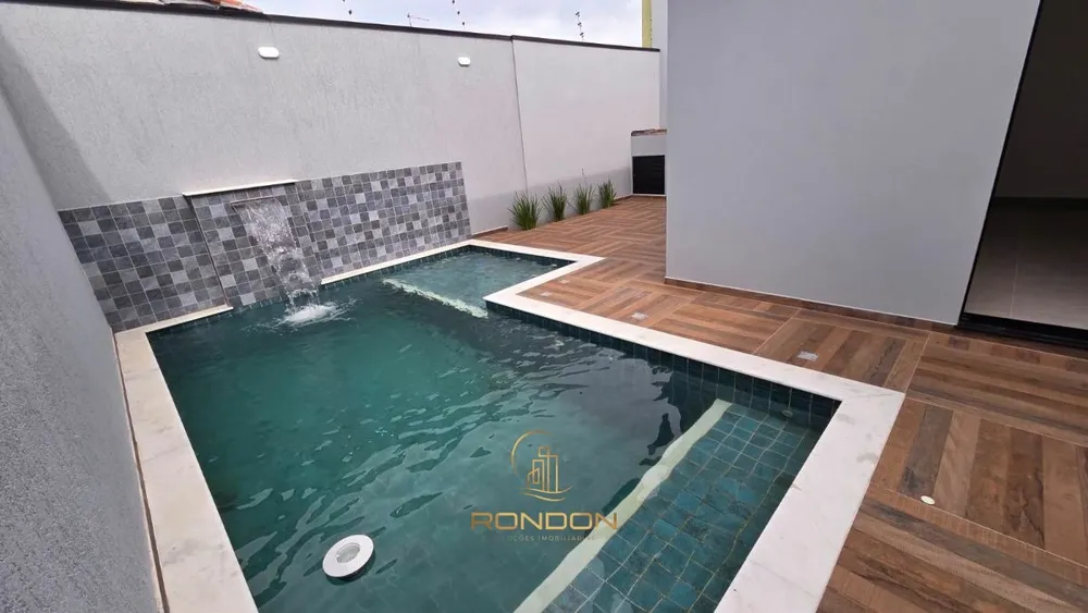 Casa, 3 quartos, 127 m² - Foto 1