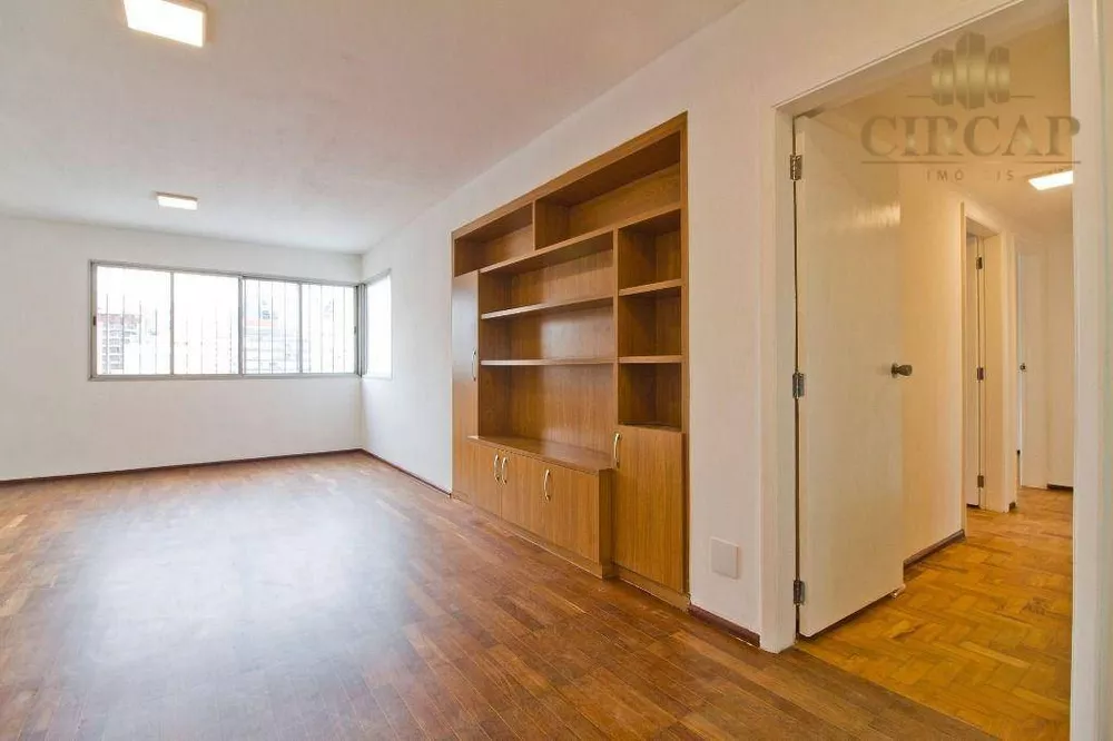 Apartamento à venda com 3 quartos, 114m² - Foto 1