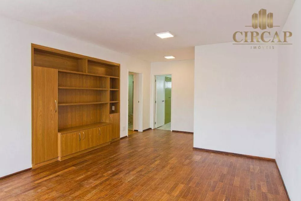 Apartamento à venda com 3 quartos, 114m² - Foto 3