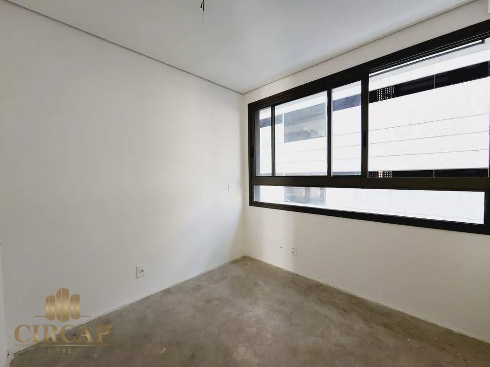 Apartamento à venda com 3 quartos, 143m² - Foto 8