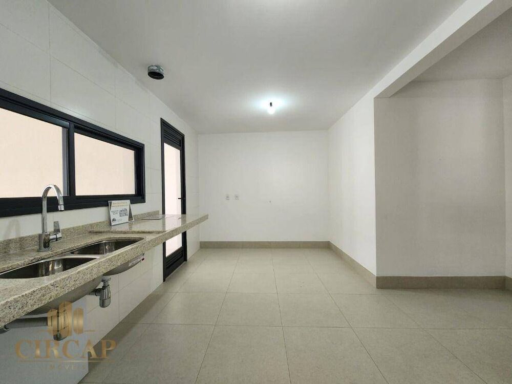 Apartamento à venda com 4 quartos, 157m² - Foto 4