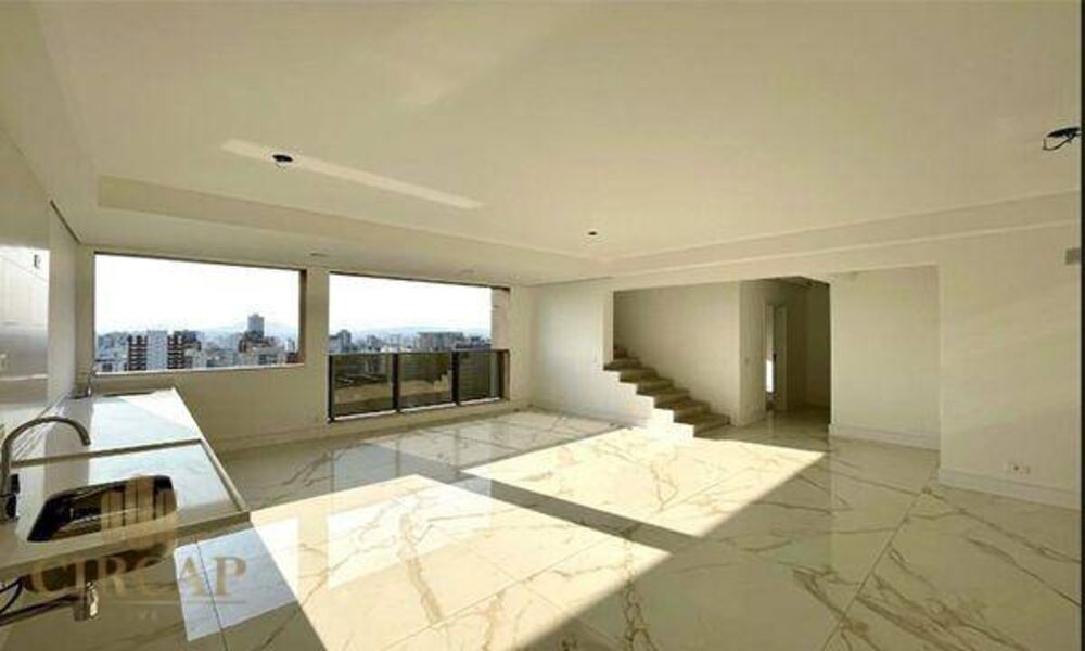 Cobertura, 3 quartos, 213 m² - Foto 2